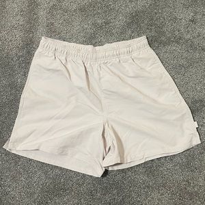 Aritzia TNA Big Easy Short 5” - Gray Lilac - Sz. M